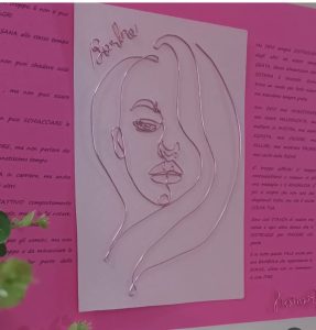 Barbie — quadro filo di alluminio rosa tecnica one line con monologo film Karart Napoli